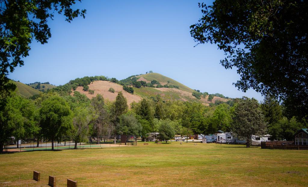 Morgan Hill Camping Resort Cabin 2 San Martin Εξωτερικό φωτογραφία